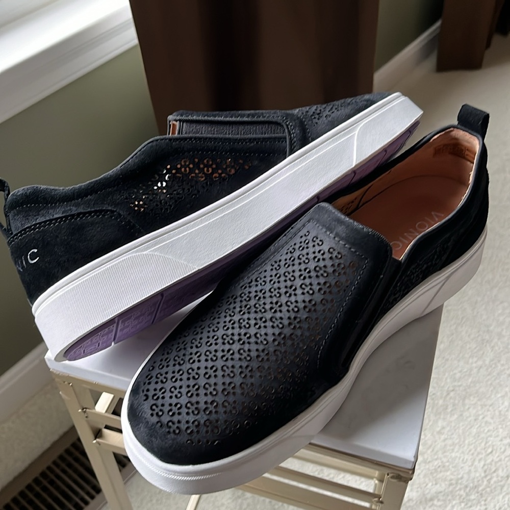 Vionic Kimmie Perf Slip-On Sneaker - Picture 9 of 10